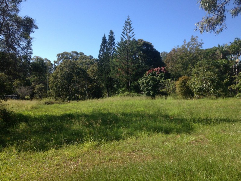 69 Hastings Terrace, Macleay Island QLD 4184