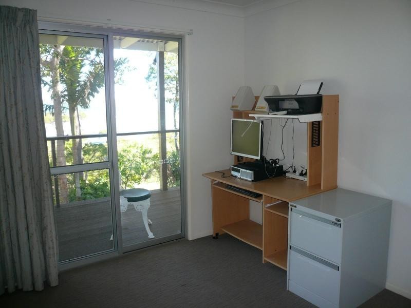 87 Coondooroopa Drive, Macleay Island QLD 4184