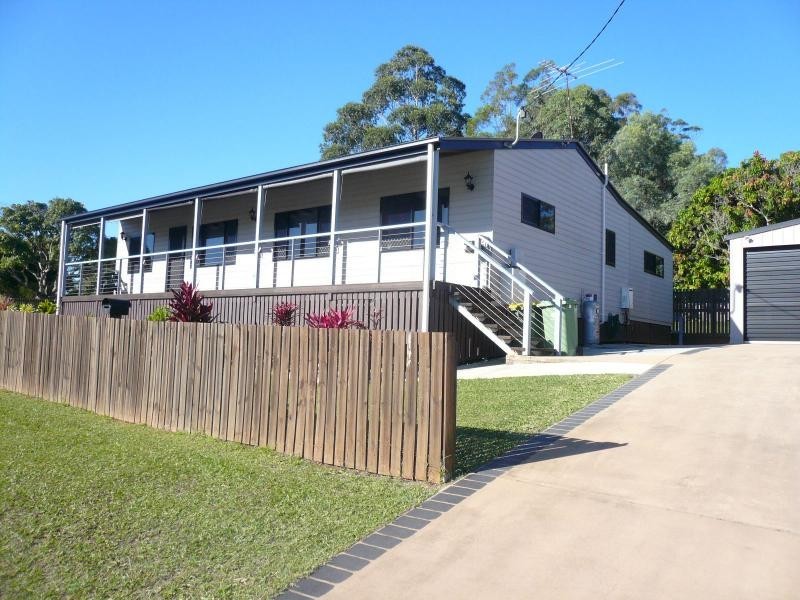 2 Duncan Street, Macleay Island QLD 4184