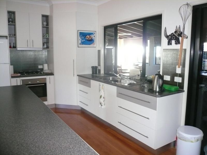 2 Duncan Street, Macleay Island QLD 4184