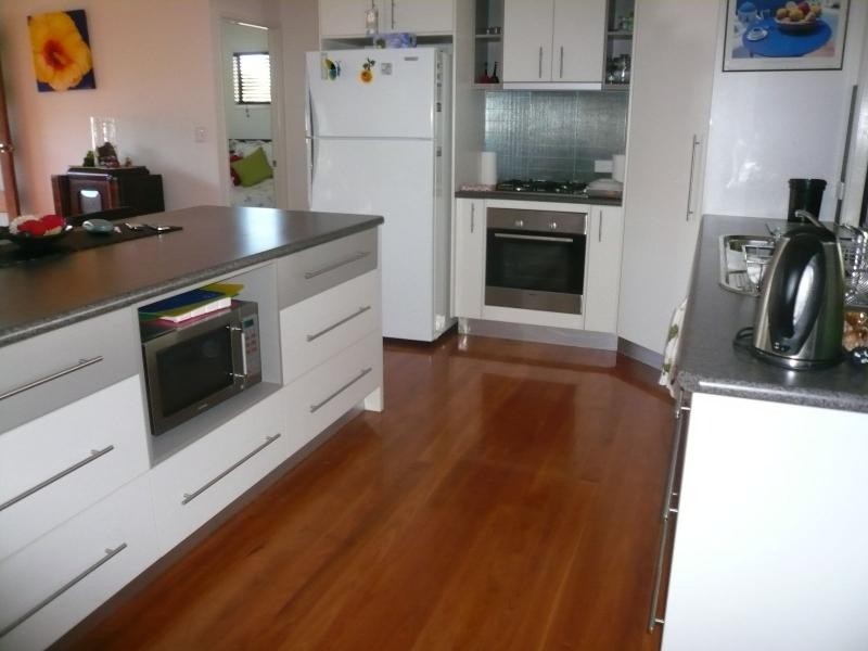 2 Duncan Street, Macleay Island QLD 4184