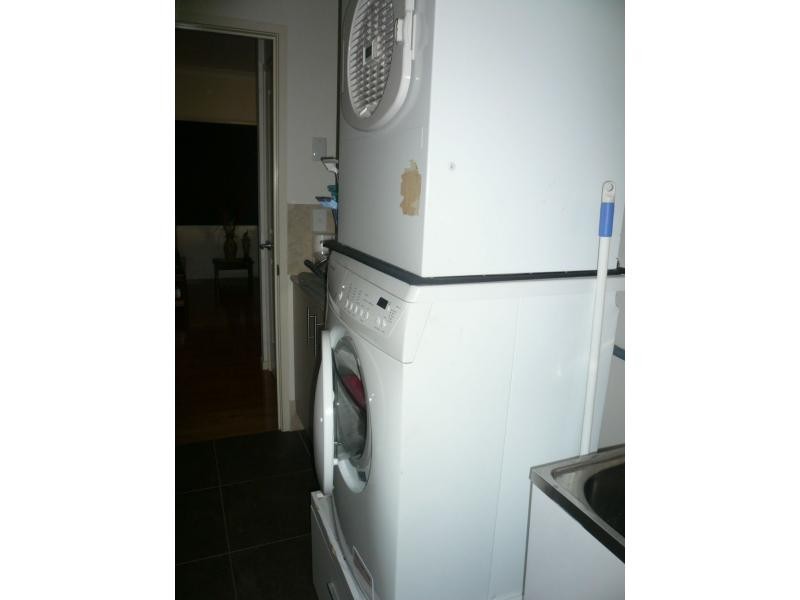 2 Duncan Street, Macleay Island QLD 4184