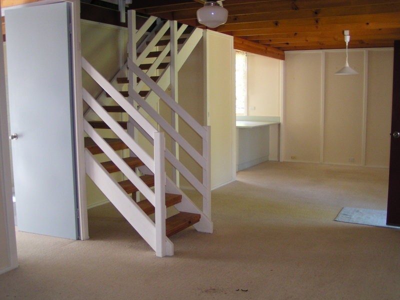 4 Coast Road, Macleay Island QLD 4184