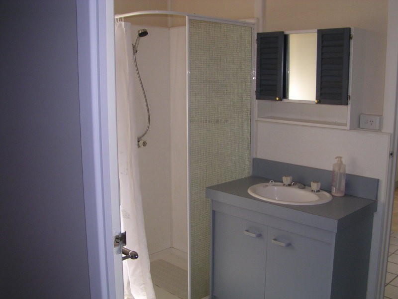 4 Coast Road, Macleay Island QLD 4184