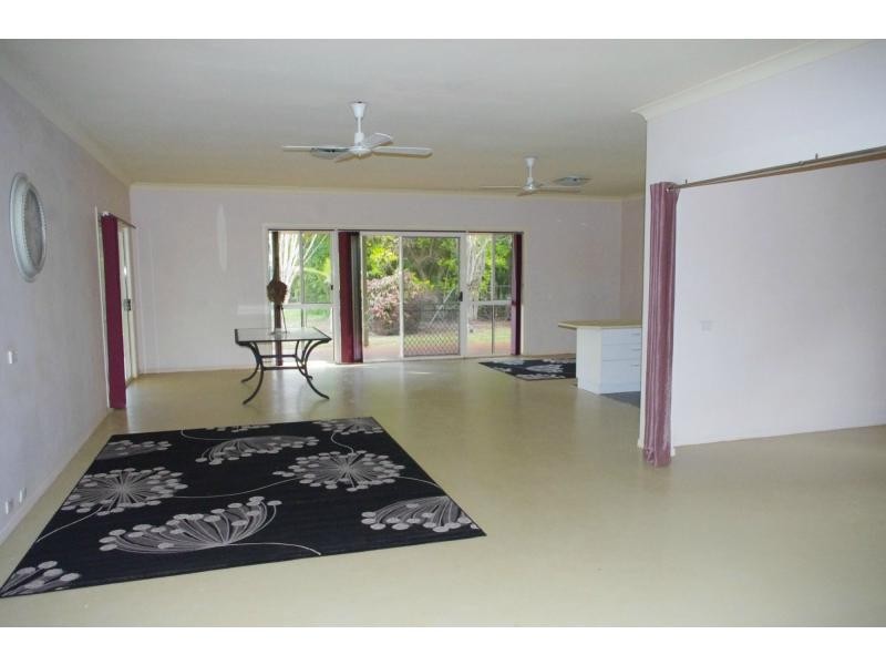 38 Noyes Parade, Karragarra Island QLD 4184