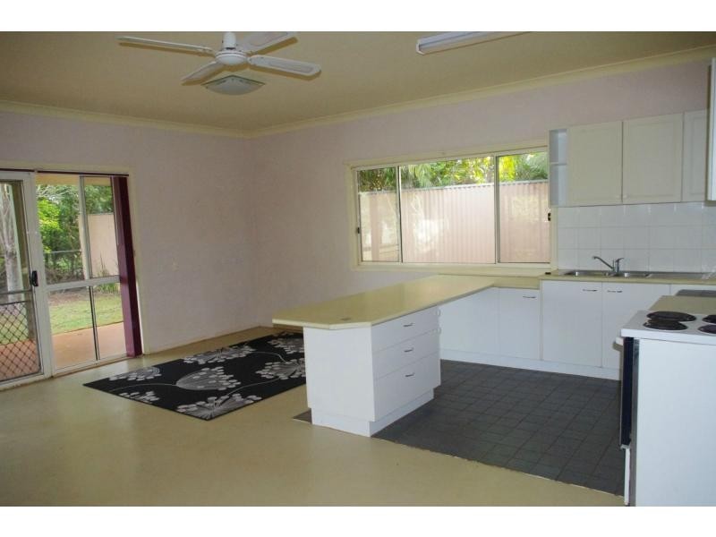 38 Noyes Parade, Karragarra Island QLD 4184