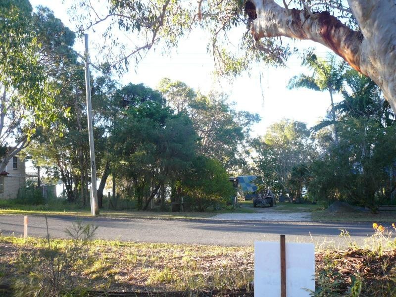 11 Pecan Street, Macleay Island QLD 4184