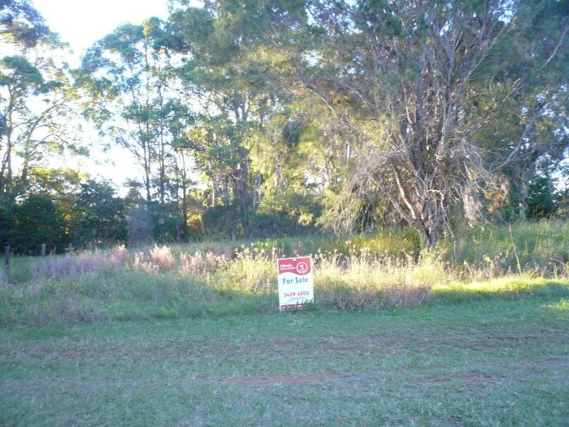 11 Pecan Street, Macleay Island QLD 4184