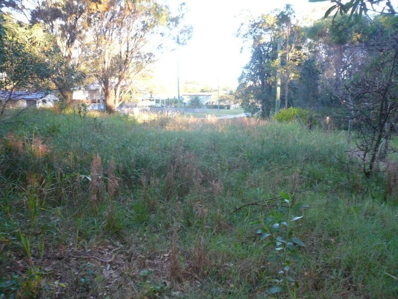 11 Pecan Street, Macleay Island QLD 4184