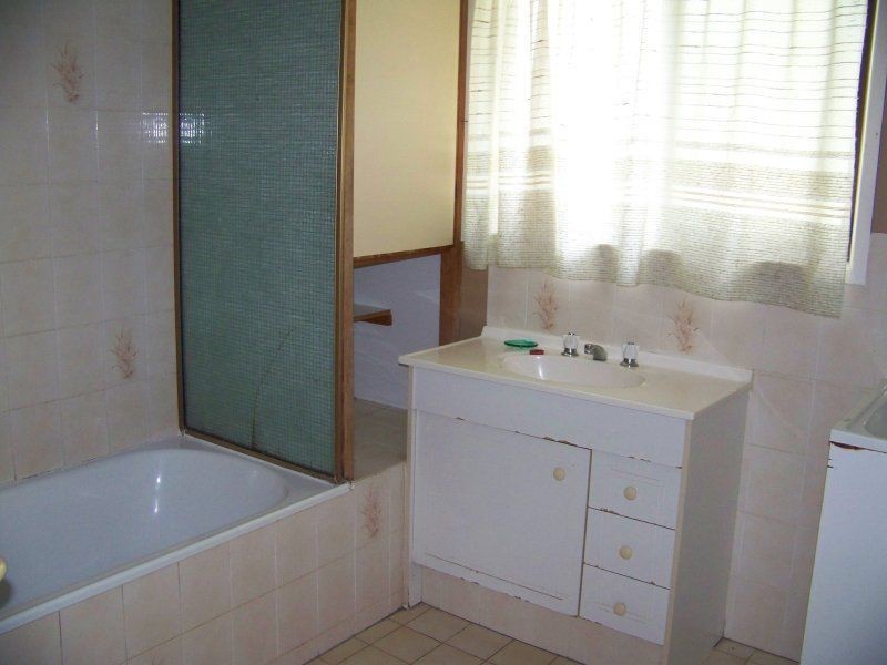 47 Perulpa Drive, Lamb Island QLD 4184