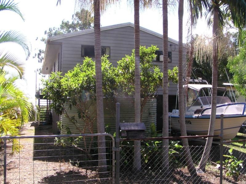 47 Perulpa Drive, Lamb Island QLD 4184