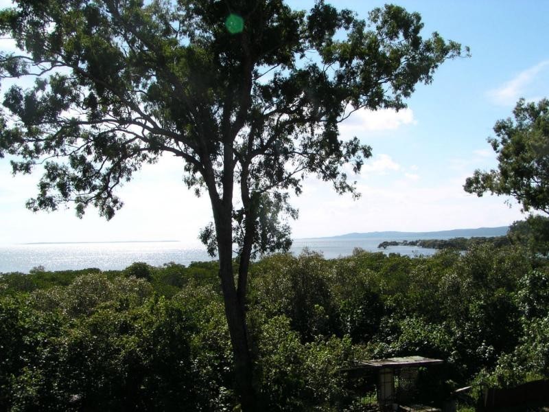 47 Perulpa Drive, Lamb Island QLD 4184