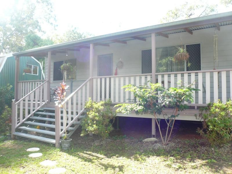 26 Ilya Street, Macleay Island QLD 4184