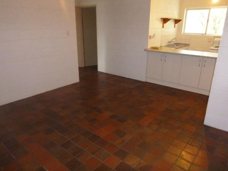 28 High Central Road, Macleay Island QLD 4184