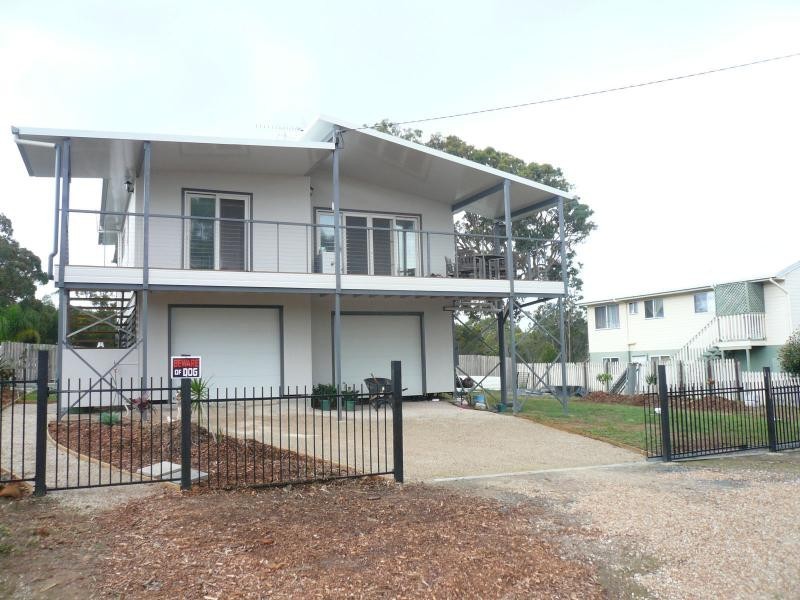 2 Percival Street, Macleay Island QLD 4184