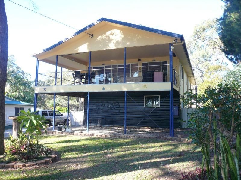 14 Whiting Street, Macleay Island QLD 4184