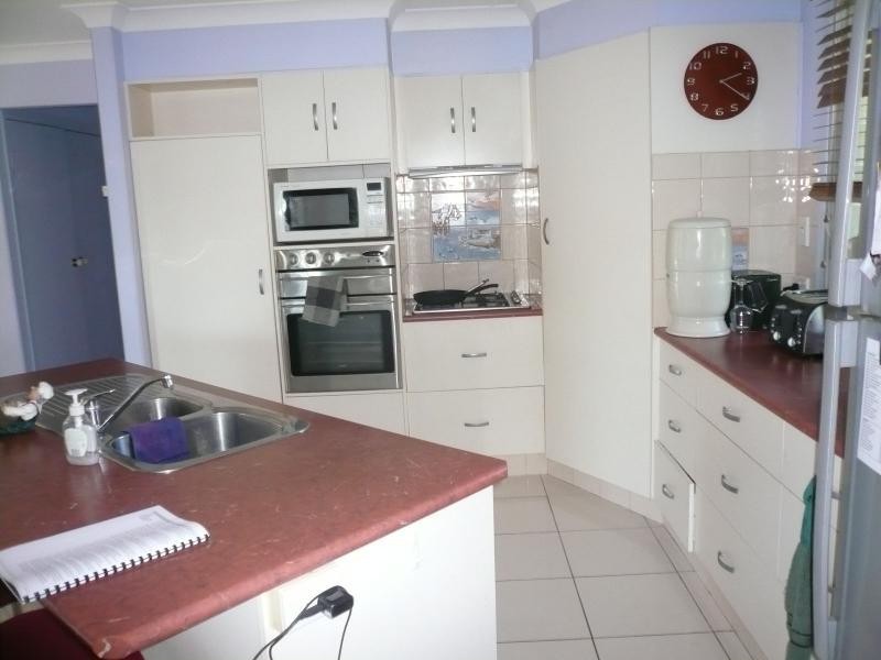 14 Whiting Street, Macleay Island QLD 4184