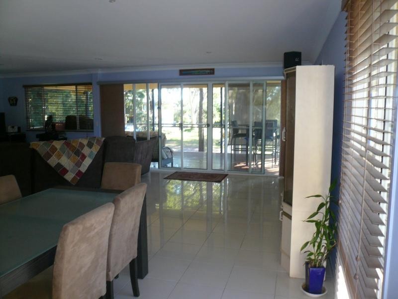 14 Whiting Street, Macleay Island QLD 4184