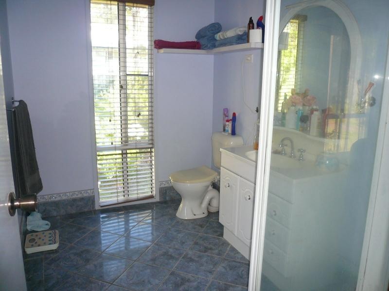 14 Whiting Street, Macleay Island QLD 4184