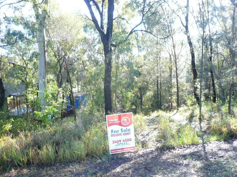 21 Beelong Street, Macleay Island QLD 4184