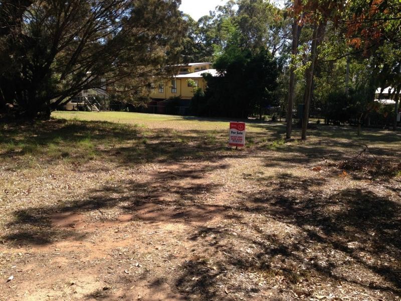 27 President Terrace, Macleay Island QLD 4184