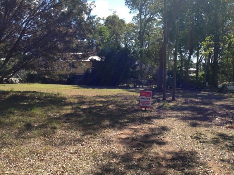 27 President Terrace, Macleay Island QLD 4184