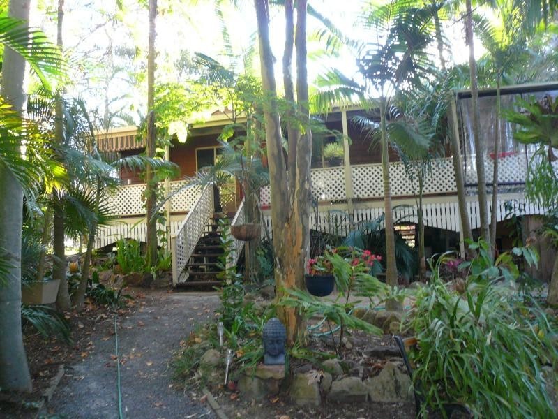 12 Rio Street, Macleay Island QLD 4184