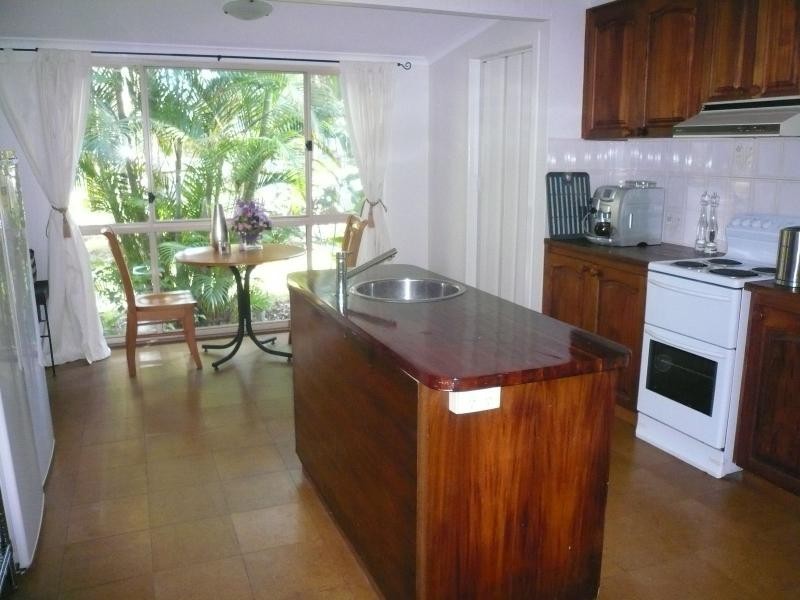 12 Rio Street, Macleay Island QLD 4184