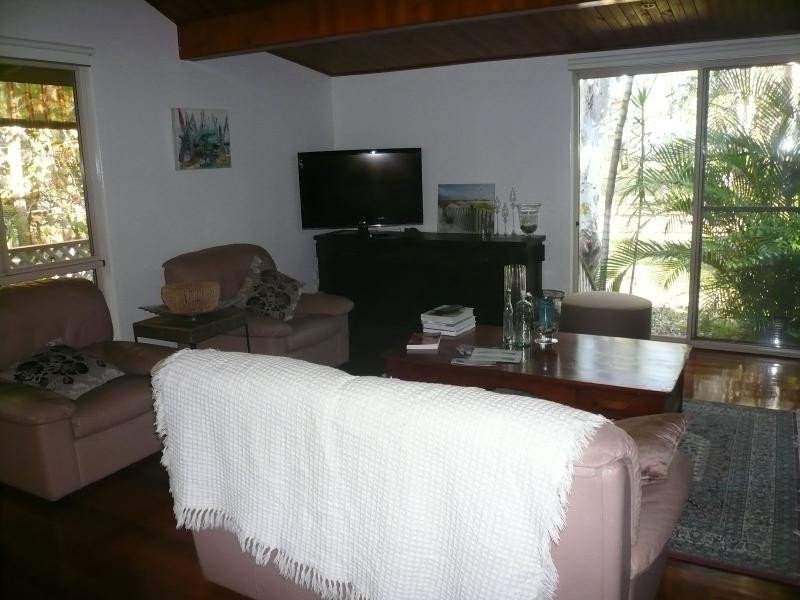 12 Rio Street, Macleay Island QLD 4184