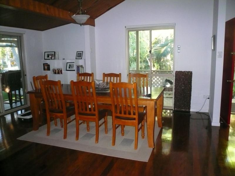 12 Rio Street, Macleay Island QLD 4184