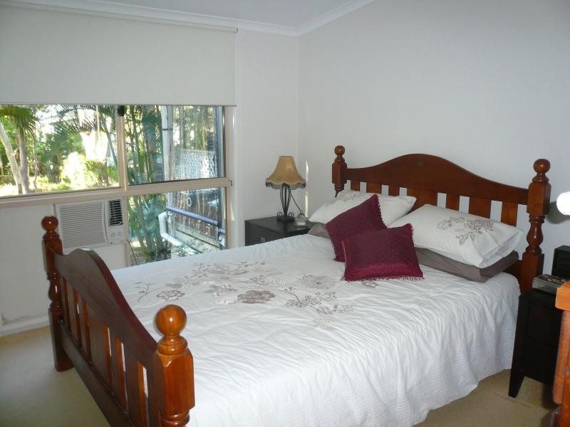 12 Rio Street, Macleay Island QLD 4184