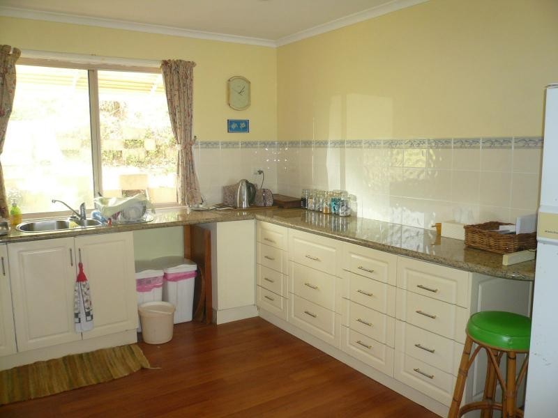 22 Coorong Street, Macleay Island QLD 4184