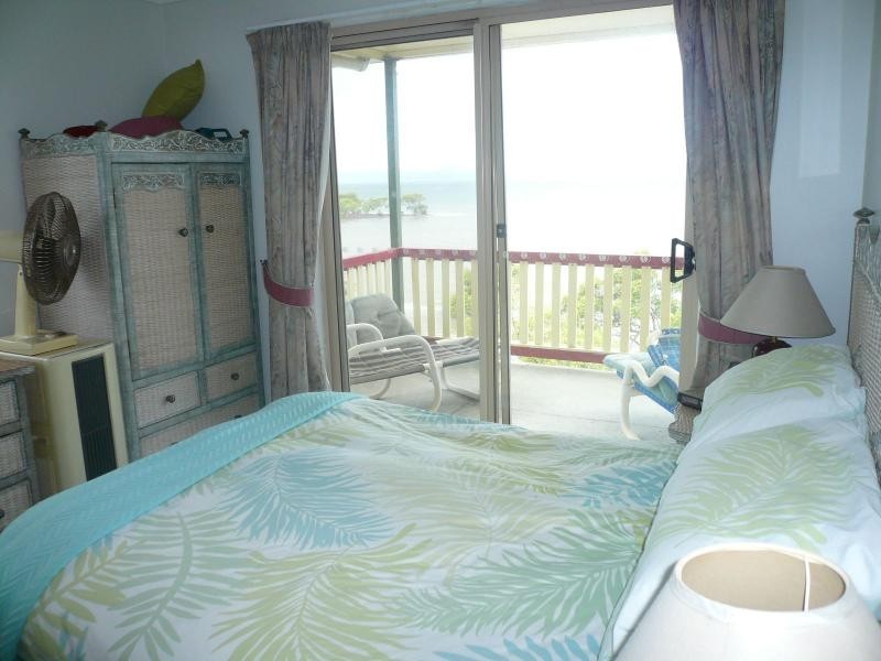 22 Coorong Street, Macleay Island QLD 4184