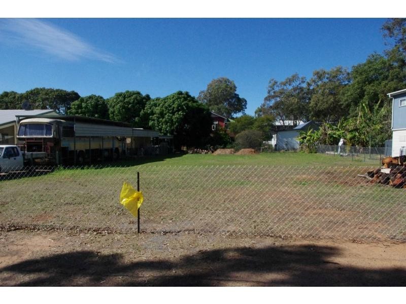 4 Citron Street, Macleay Island QLD 4184