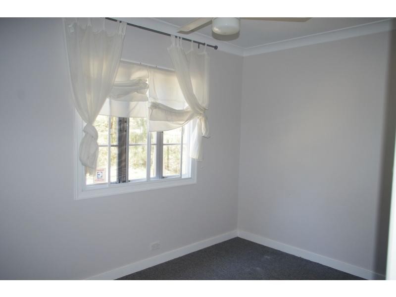 4 Barramundi Street, Macleay Island QLD 4184