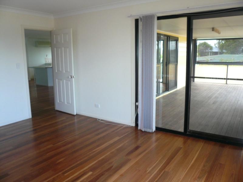 15 Coorong Street, Macleay Island QLD 4184