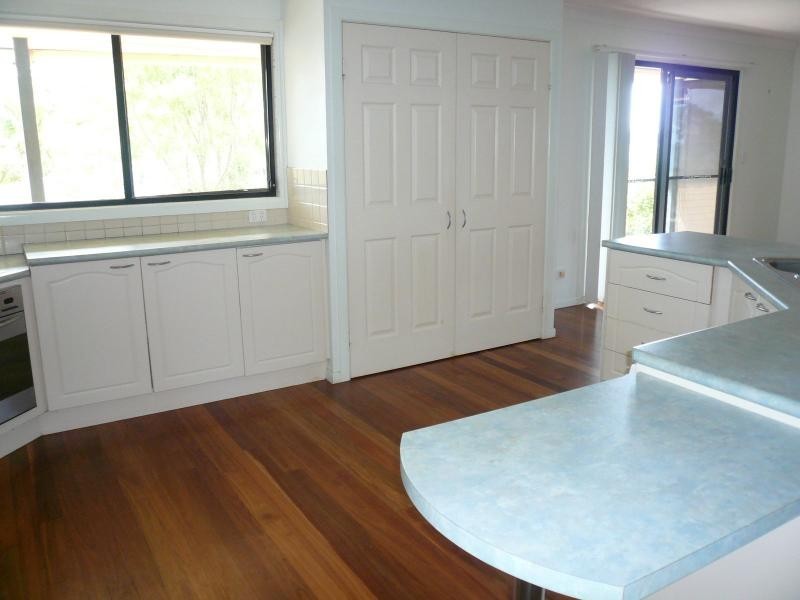 15 Coorong Street, Macleay Island QLD 4184