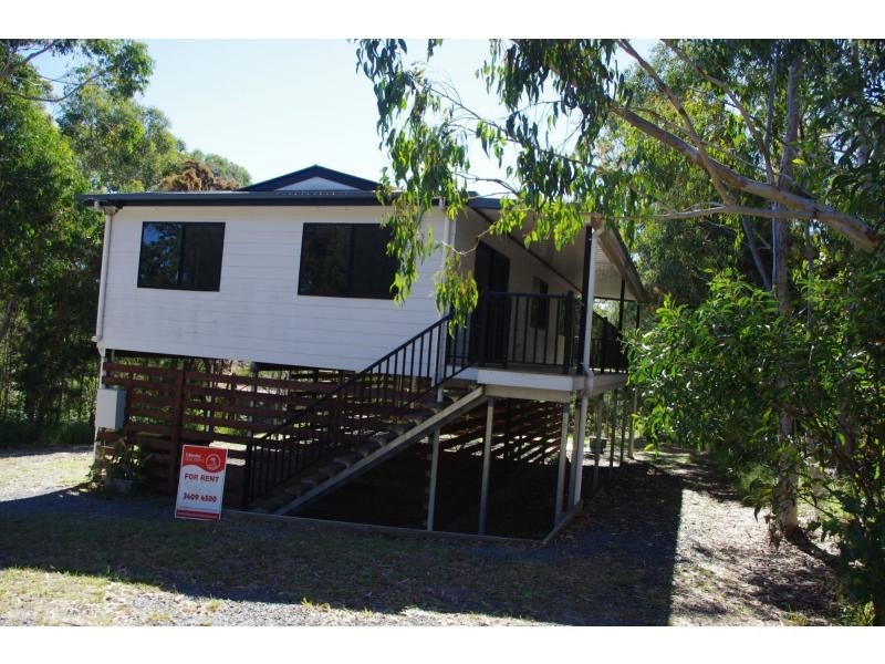 15 Oomool street, Macleay Island QLD 4184