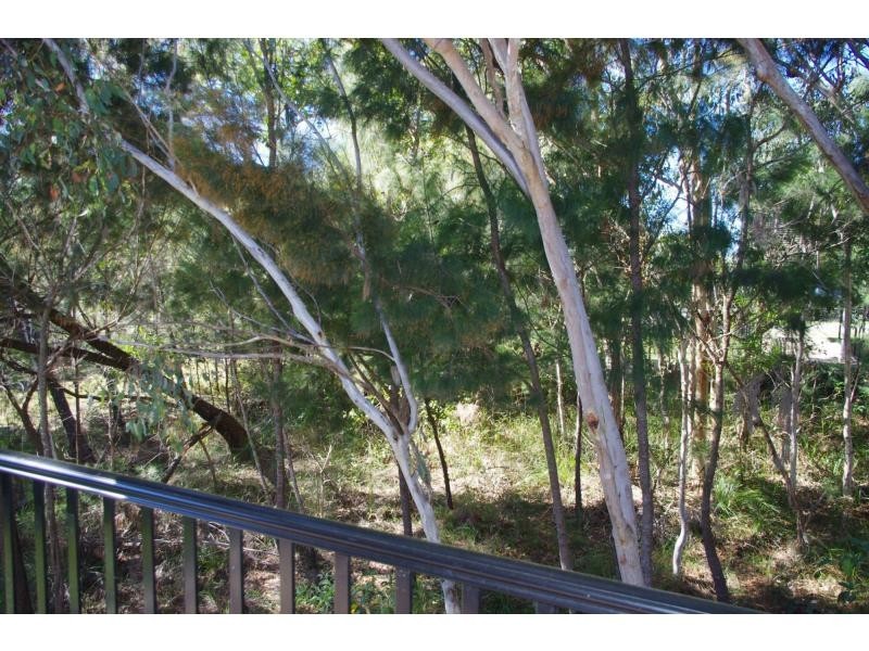 15 Oomool street, Macleay Island QLD 4184