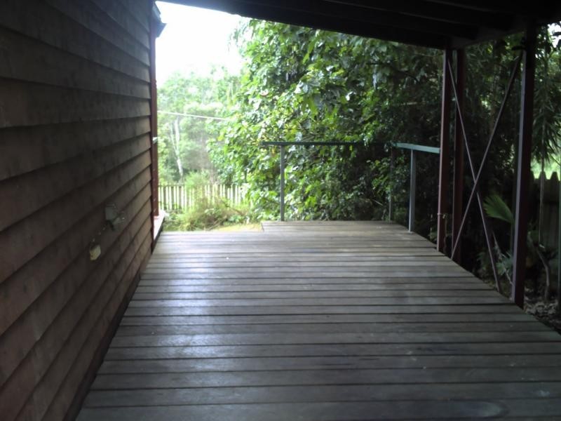106 High Central Road, Macleay Island QLD 4184