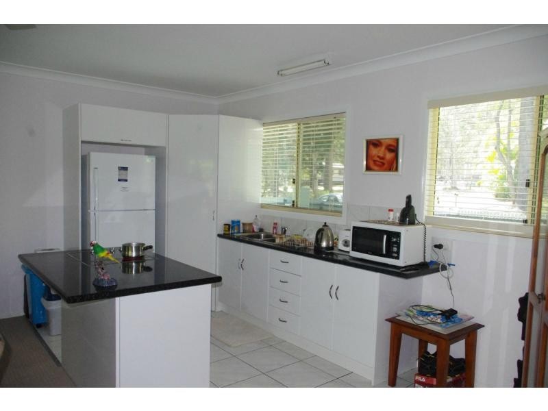 18 Derwent Street, Macleay Island QLD 4184