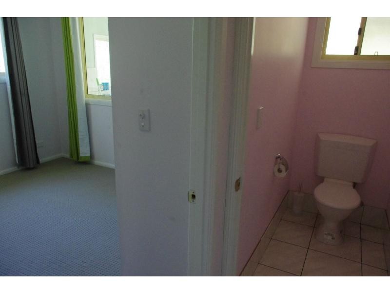 18 Derwent Street, Macleay Island QLD 4184