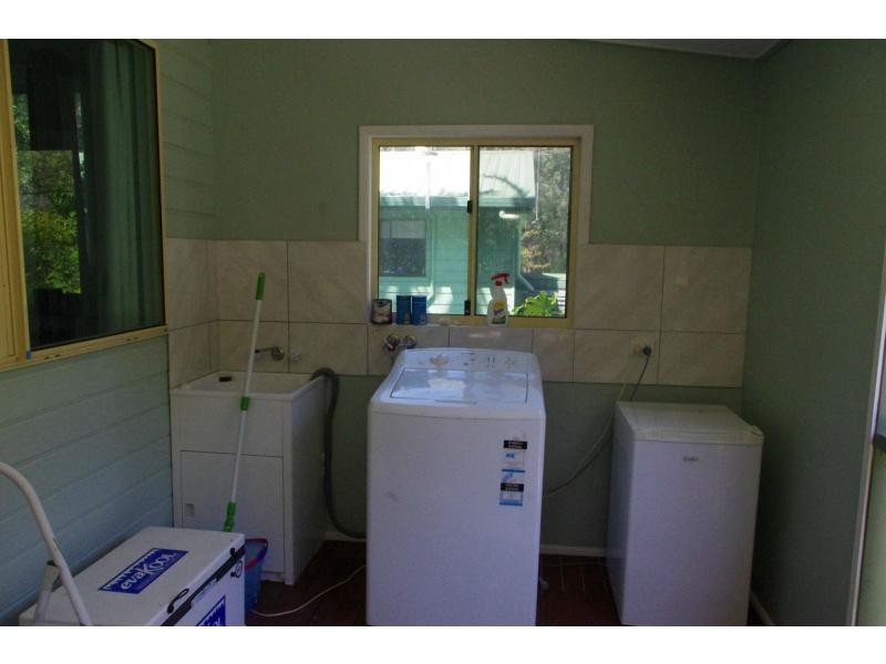 18 Derwent Street, Macleay Island QLD 4184