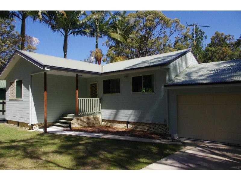 18 Derwent Street, Macleay Island QLD 4184