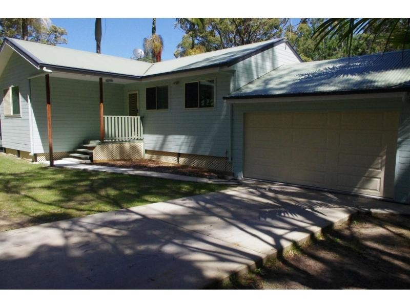 18 Derwent Street, Macleay Island QLD 4184