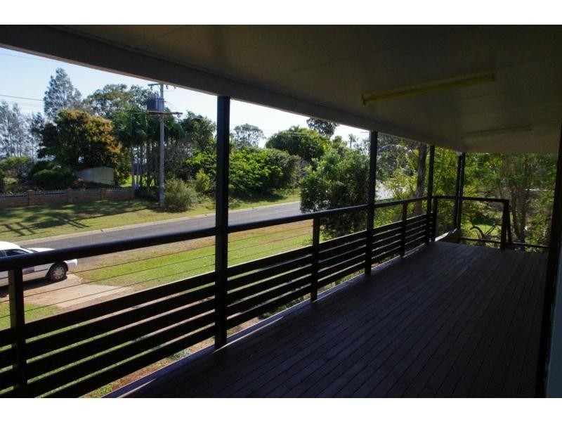 39 Western Road, Macleay Island QLD 4184
