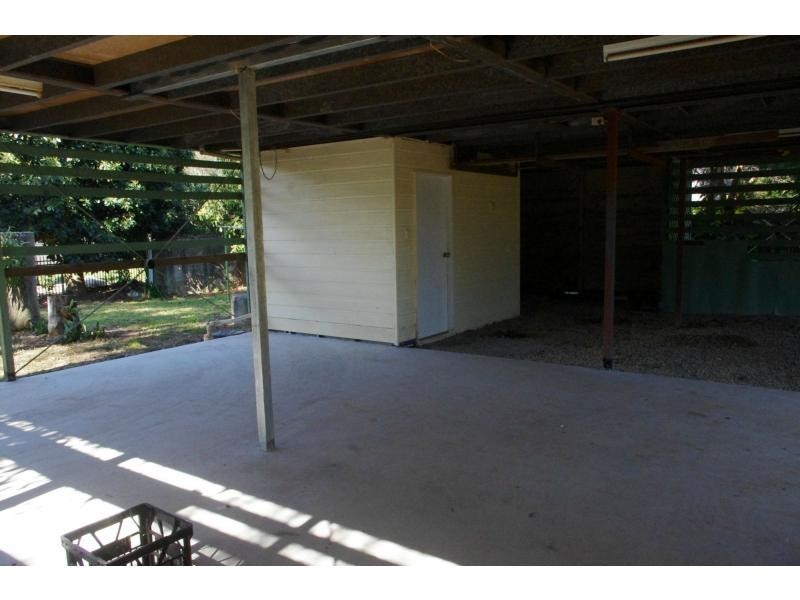 39 Western Road, Macleay Island QLD 4184