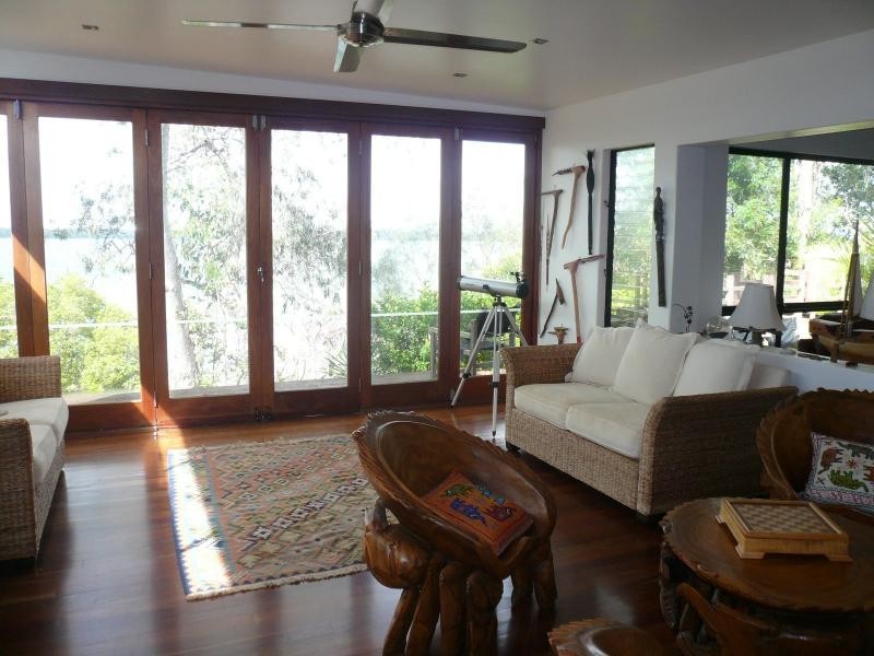 102 Western Road, Macleay Island QLD 4184