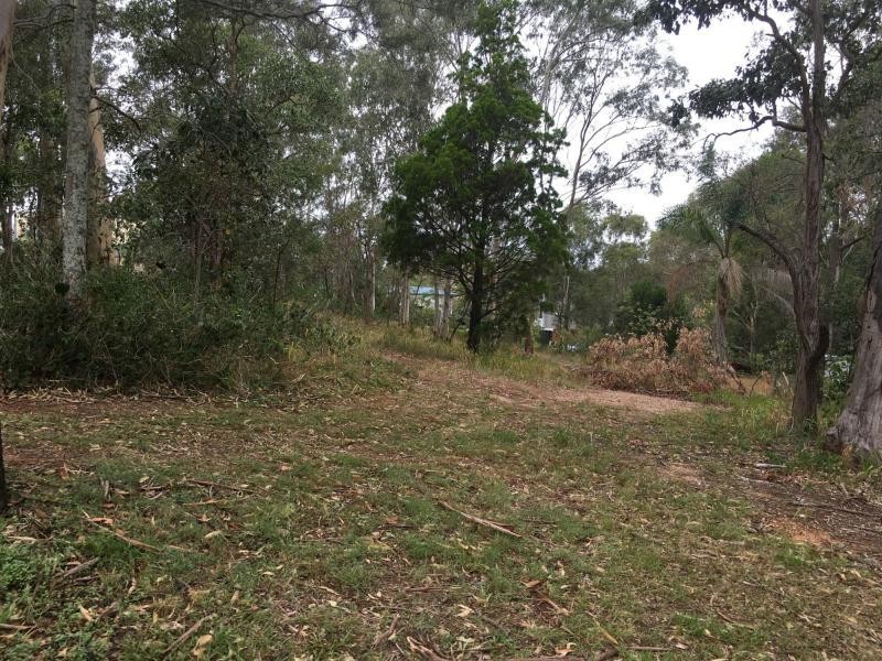33 Goodsell Crescent, Lamb Island QLD 4184