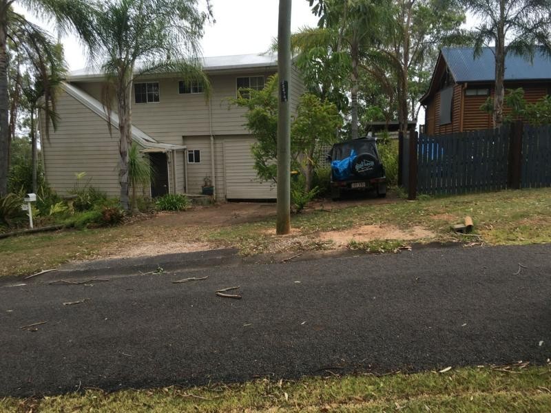 33 Goodsell Crescent, Lamb Island QLD 4184